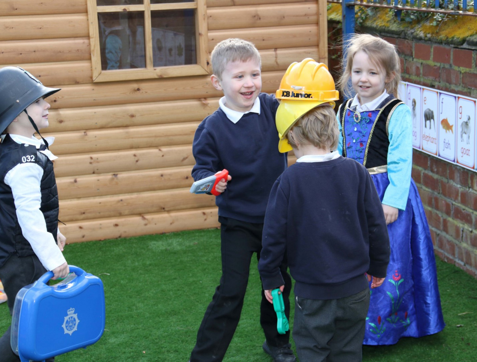 leeming-and-londonderry-community-primary-school-home